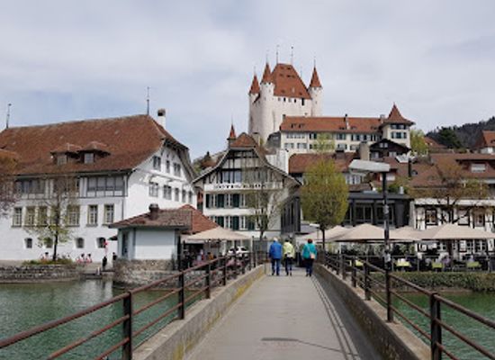 switzerland/thun/restaurant/restaurant-pizzeria-la-perla