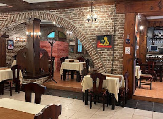 albania/patos/restaurant/restorant-te-zgara