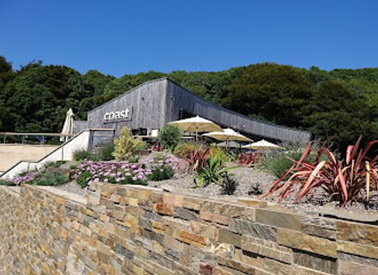 united-kingdom/pembrokeshire/restaurant/lan-y-mor-restaurant-saundersfoot