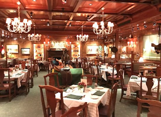 maryland/rockville/restaurant/clyde-s-tower-oaks-lodge