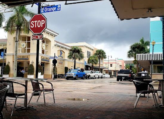florida/ft-pierce/restaurant/the-galleria-of-pierce-harbor