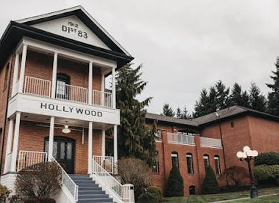 washington/puget-sound/restaurant/maryhill-tasting-room-bistro-at-hollywood-schoolhouse