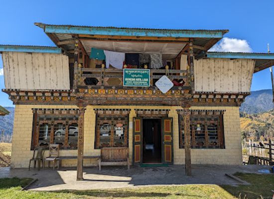 bhutan/lhuntse-district/restaurant/kuenzang-hotel-bar