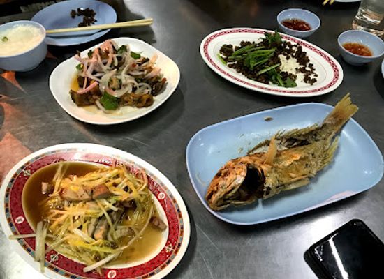 thailand/ubon-ratchathani/restaurant/tee-umnuaychoke