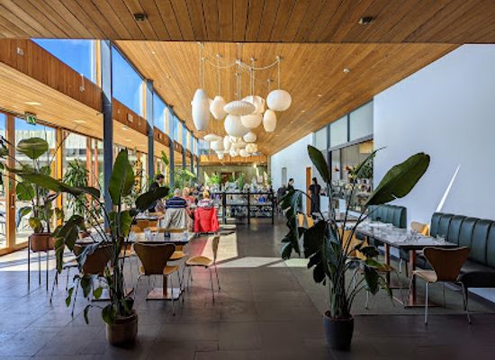iceland/reykjavik/hlioar/restaurant/klambrar-bistro