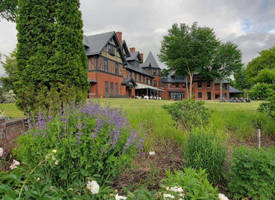 vermont/champlain-valley/restaurant/shelburne-farms-inn