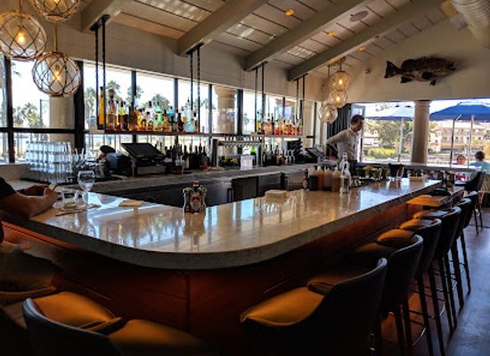 california/santa-barbara/restaurant/bluewater-grill