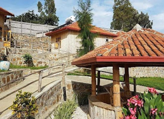 rwanda/kibuye/restaurant/macheo-ecolodge-camping