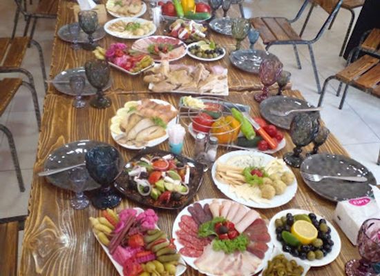 armenia/kotayk/restaurant/food-court