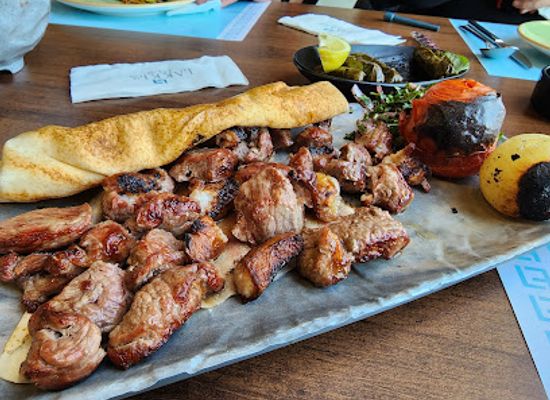 lebanon/bekaa/restaurant/lakkis-farm-baalbeck