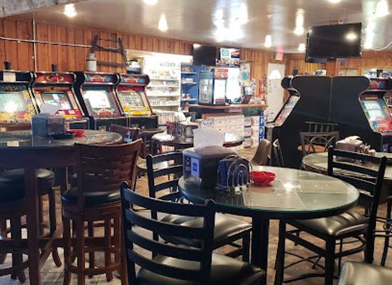 missouri/poplar-bluff/restaurant/jake-s-loch-loma-lounge