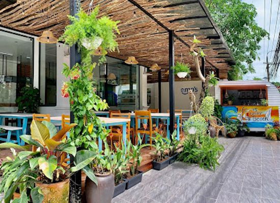 vietnam/da-nang/son-tra-district/restaurant/emo-s-vietnamese-taste-restaurant