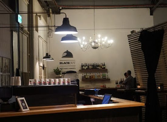 israel/central-district/restaurant/blackout-restaurant