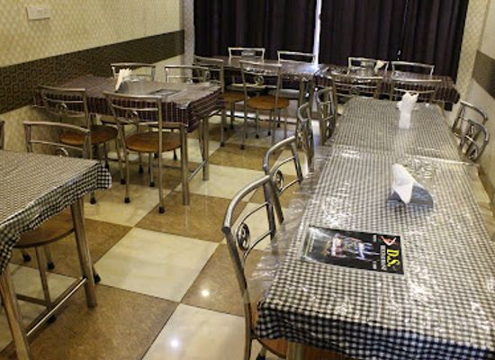 india/amritsar/jallianwala-bagh/restaurant/d-s-restaurant
