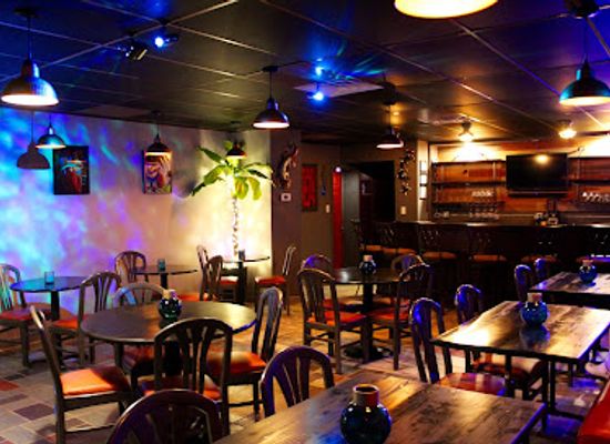 indiana/the-lakes-region/restaurant/the-caribbean-on-lake-george
