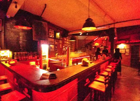 madagascar/antananarivo/restaurant/no-comment-bar