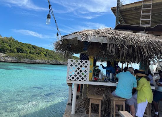 the-bahamas/eleuthera/restaurant/twin-brothers