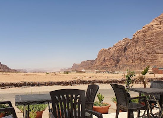 jordan/wadi-rum/restaurant/enjoy-rum-resturant