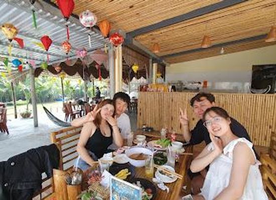 vietnam/hoi-an/restaurant/coconut-boat-basket-boat-cooking-class-restaurant-gold-coconut-tour