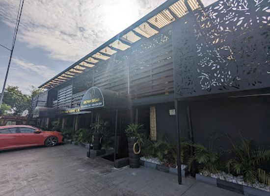 ghana/accra/labone/restaurant/brown-sugar-lounge-and-restaurant
