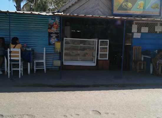 madagascar/toliara/restaurant/snack-le-bleu