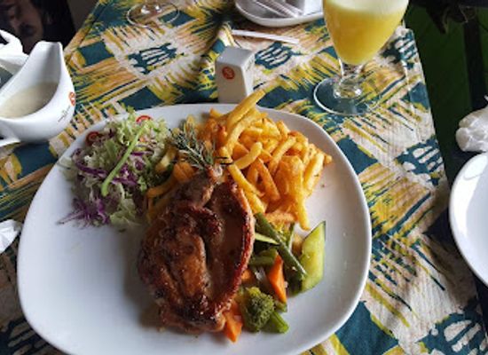 uganda/bukedi/restaurant/la-cabana-restaurant