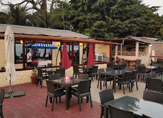 guinea/boke-region/restaurant/restaurant-terrasse-aquarium