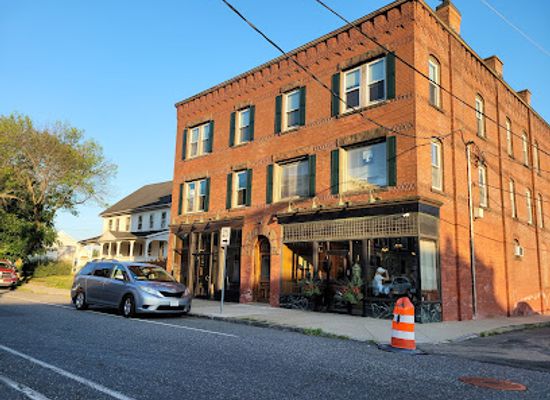 massachusetts/hampden-county/restaurant/woodstone-tavern