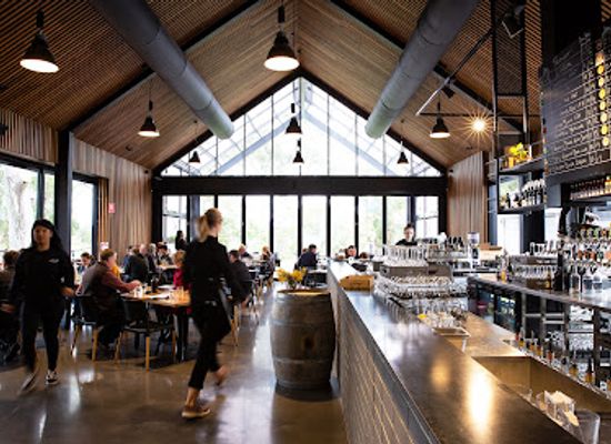 australia/new-england/restaurant/lot-100