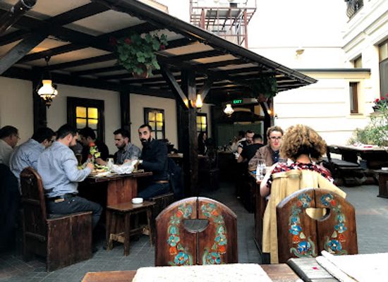 romania/bucharest/restaurant/vatra