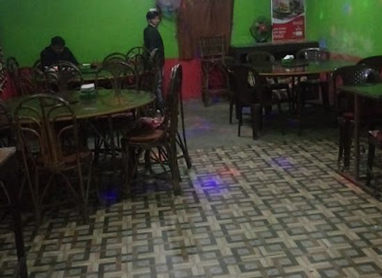 nepal/chitwan/restaurant/tharu-acostica-restaurant