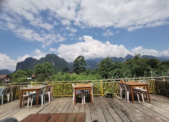laos/vientiane-province/restaurant/green-restaurant