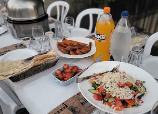 israel/hod-hasharon/restaurant/meat-working