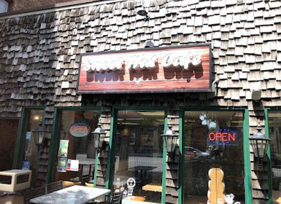 west-virginia/martinsburg/restaurant/sweet-hut-cafe