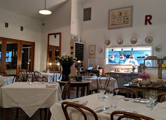australia/central-west/restaurant/bistro-molines