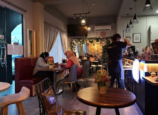 brunei/kuala-belait/restaurant/plutoice-restaurant-and-catering