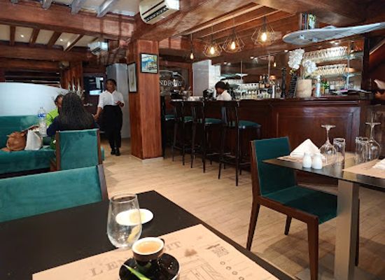 cote-d-ivoire/abidjan/plateau/restaurant/brasserie-l-endroit