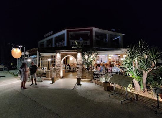 greece/zakynthos/restaurant/the-halfway-house