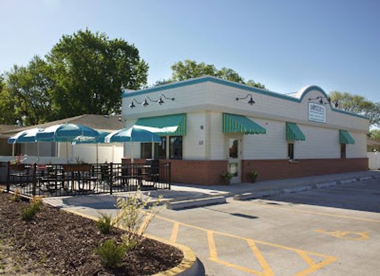 iowa/council-bluffs/restaurant/doozies
