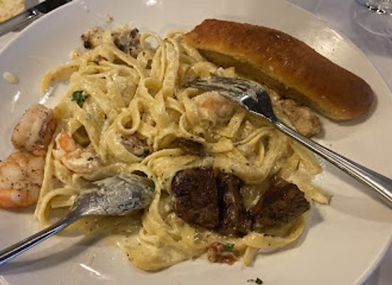 alabama/lake-martin/restaurant/castelluccio-lake-martin