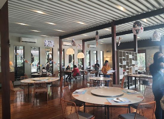 philippines/national-capital-region-ncr/restaurant/moon-rabbit-cafe-restaurant
