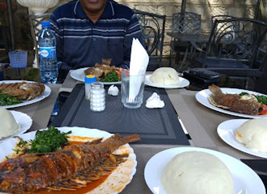 kenya/turkana-basin/restaurant/mama-oliech-restaurant