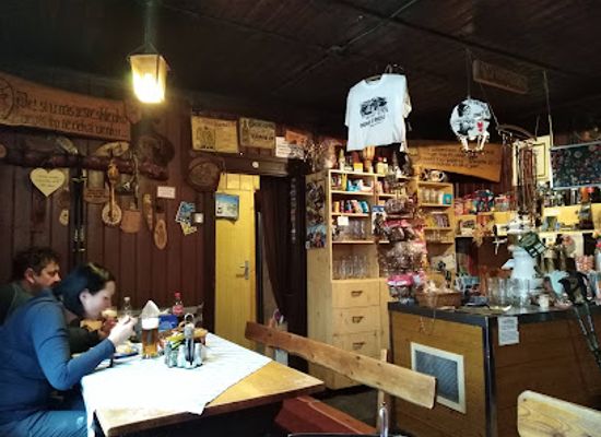 czechia/beskids/restaurant/hostinec-u-velicku
