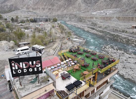 pakistan/gilgit-baltistan/restaurant/indus-lodges-gilgit