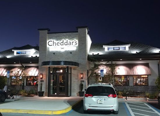 florida/ocala/restaurant/cheddar-s-scratch-kitchen