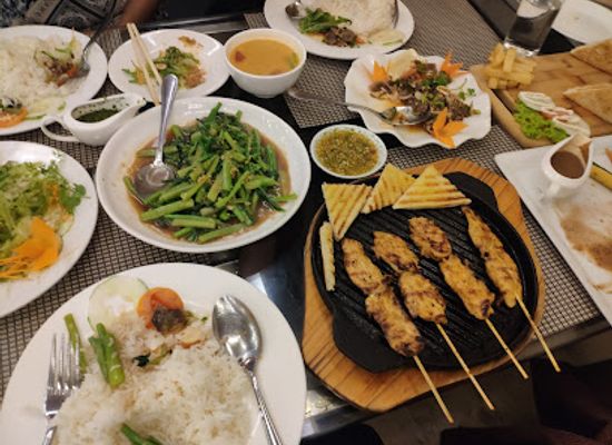 myanmar-burma/mandalay-region/restaurant/royal-mandalay-cafe-restaurant
