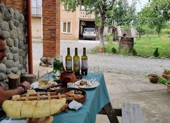 georgia/kutaisi/restaurant/baia-s-wine