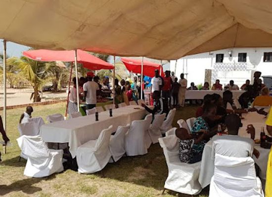 the-gambia/foni-brefet/restaurant/joyehto-beach-bar-restaurant