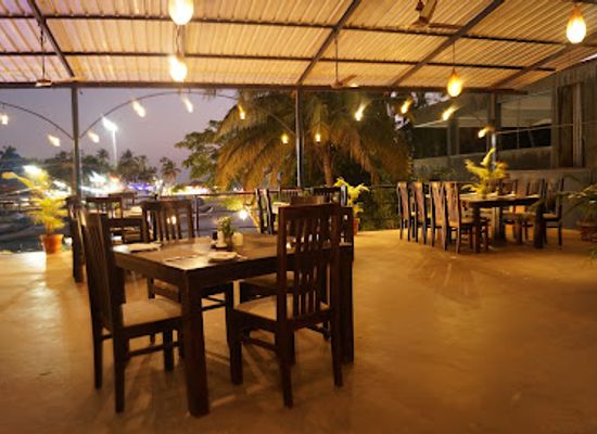 india/goa/baga/restaurant/go-with-the-flow-restaurant-and-bar