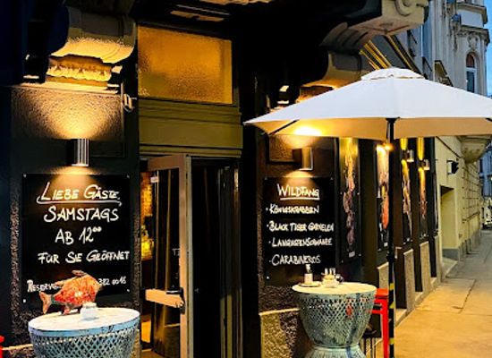 austria/vienna/wahring/restaurant/takan-s-fischrestaurant